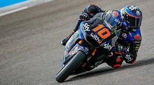 Luca Marini se impone batiendo el récord de carrera en los libres del viernes de Moto2