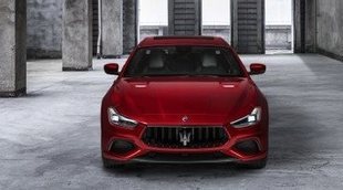 Maserati presentó el Ghibli y el Quattroporte Trofeo 2021