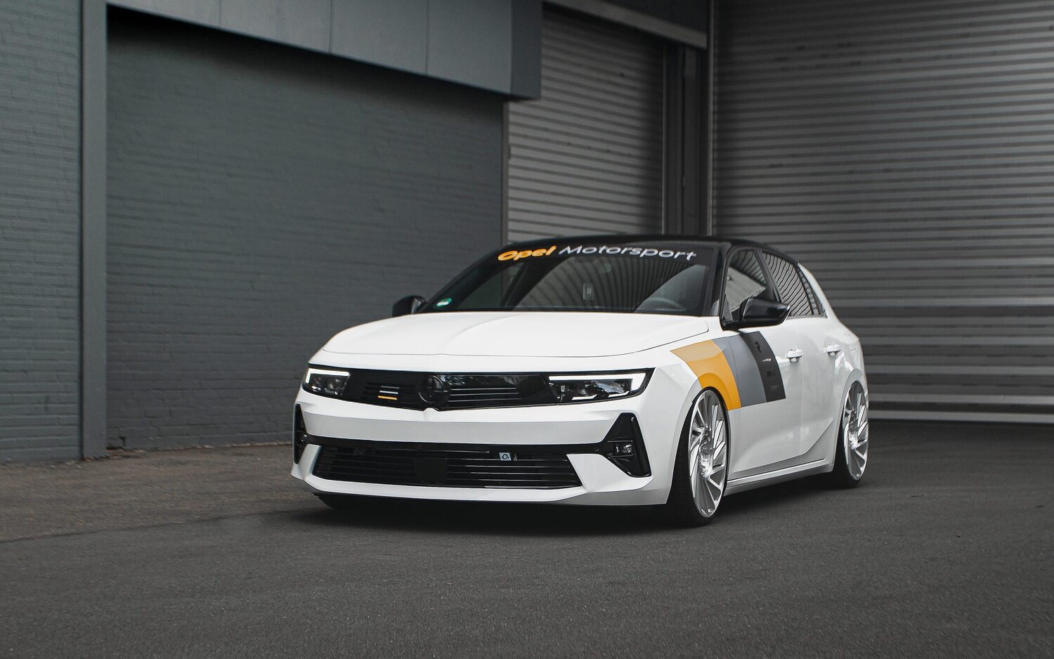 El nuevo Opel Astra hibrido enchufable se convierte en Show car