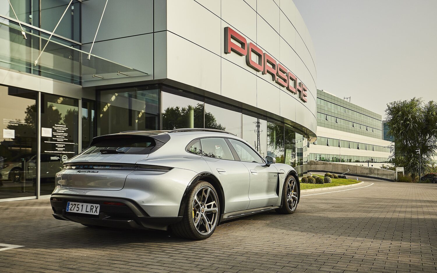 Porsche se ha consolidado como la referencia eléctrica en España