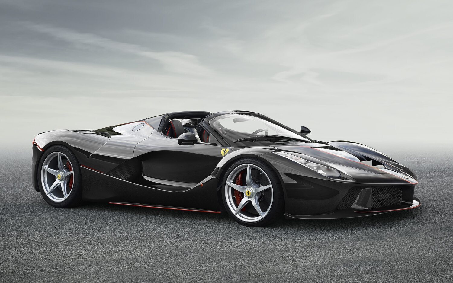 Ferrari se adentra al mundo eléctrico con su nuevo LaFerrari