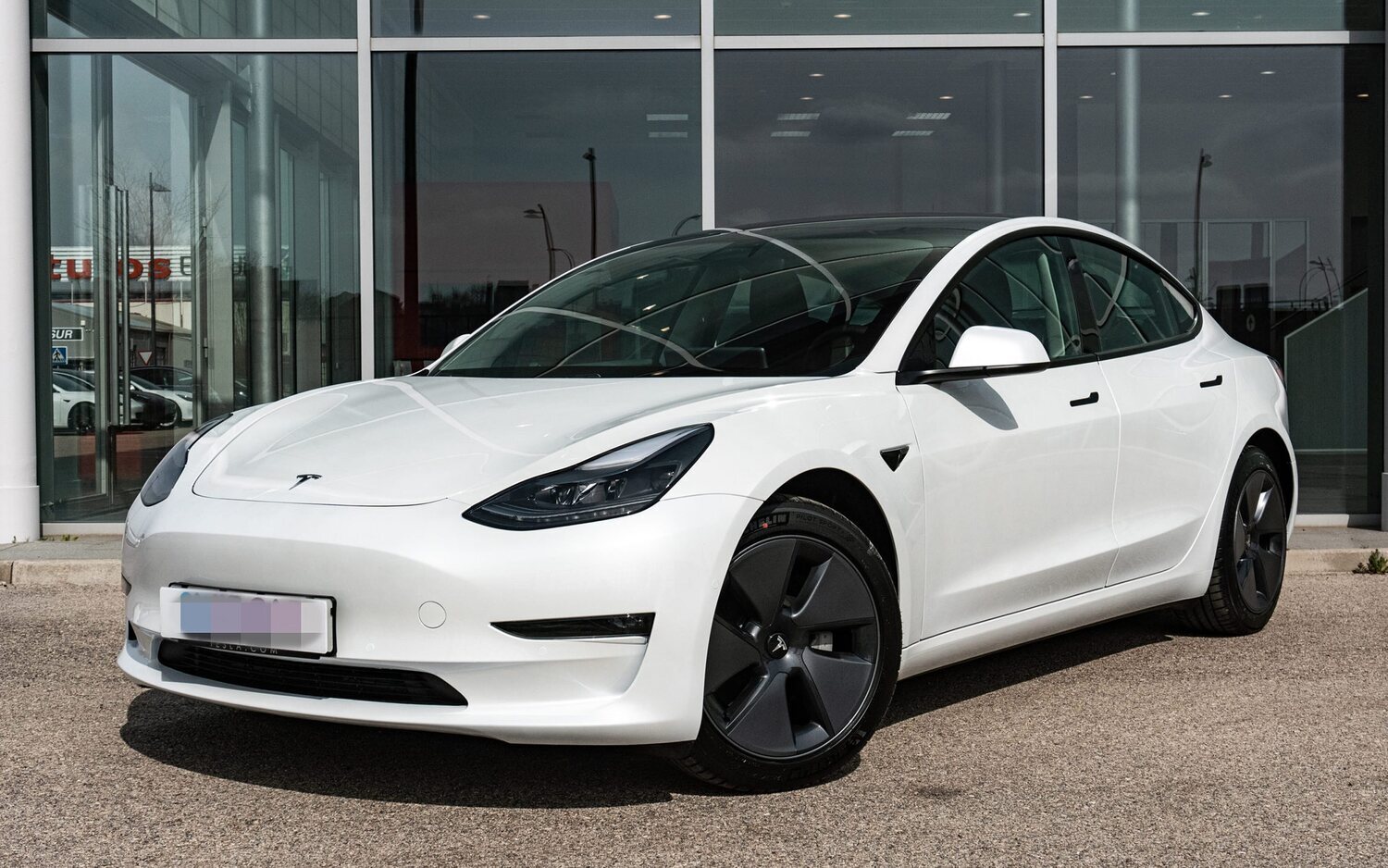 Tesla bate récord de beneficio neto en 2022