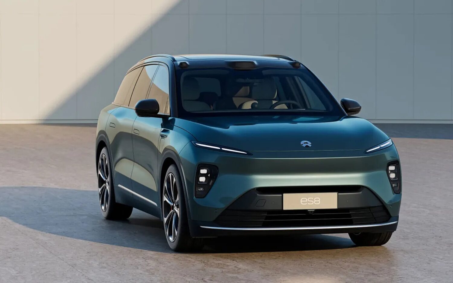 NIO presenta su nueva submarca con un coche eléctrico de 15.000 euros