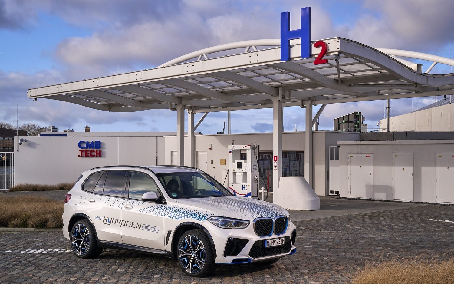 BMW se marca el 2025 para producir el coche de hidrógeno