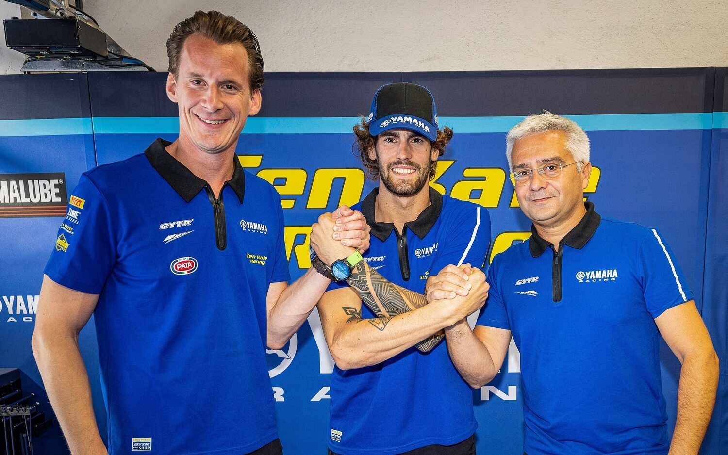 Stefano Manzi renueva con Yamaha en Supersport