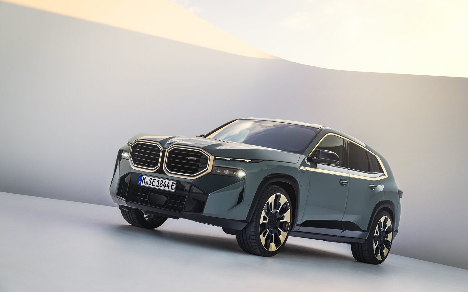 BMW se renueva y lanza una nueva versión del BMW XM