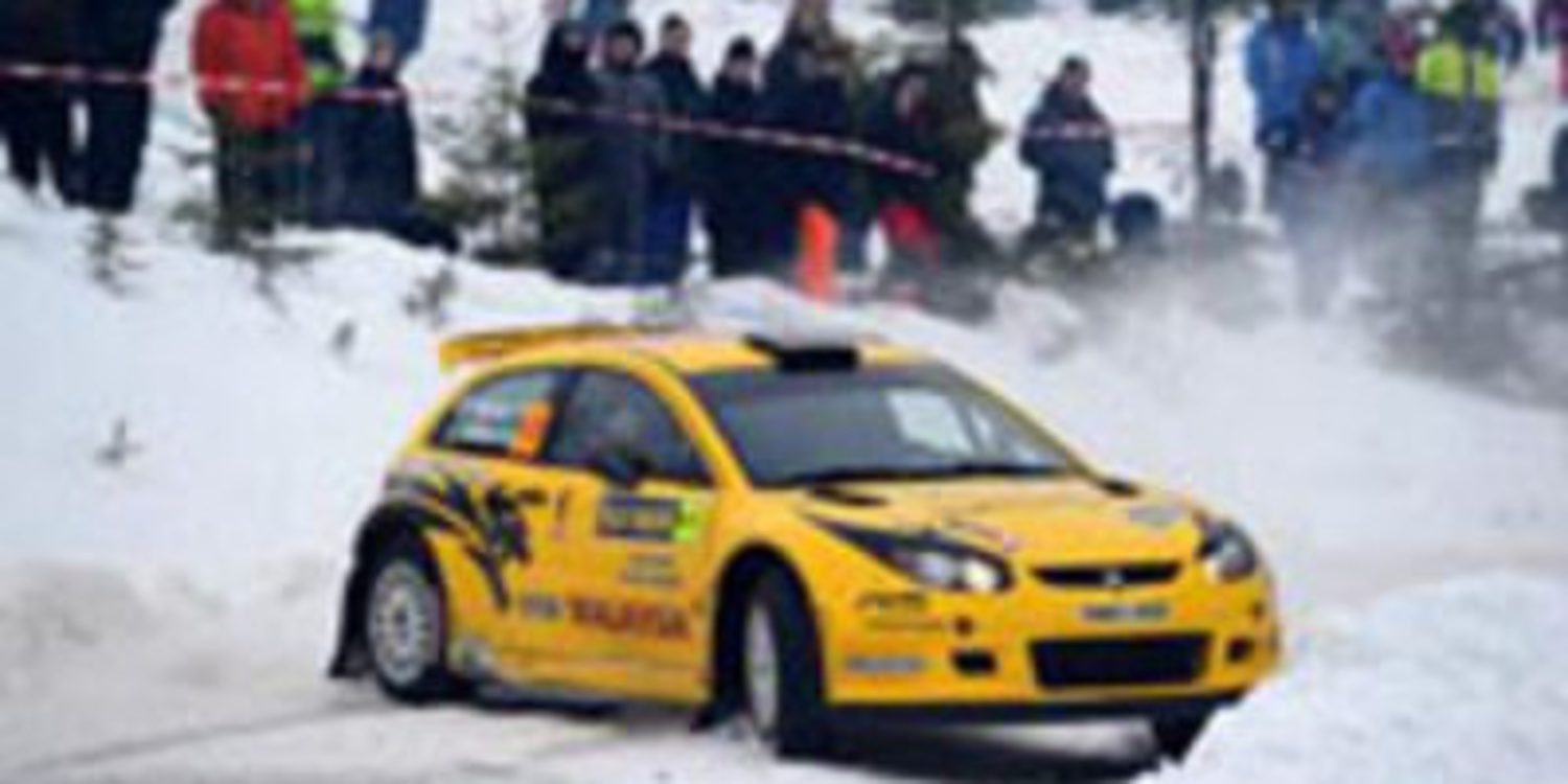 Per-Gunnar Andersson y Proton se pierden el Rally de Suecia