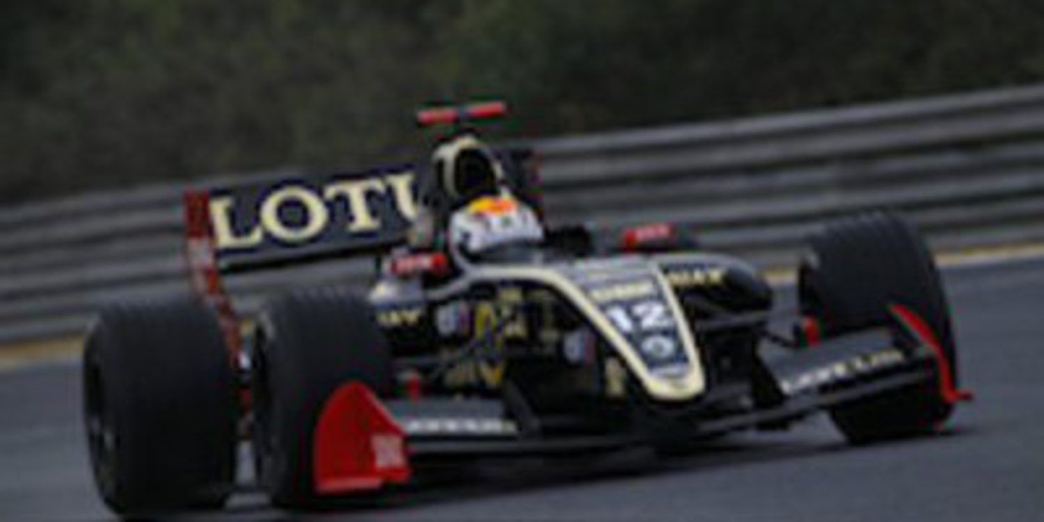 Marco Sorensen y Marlon Stockinger, pareja de Lotus en Fórmula Renault 3.5