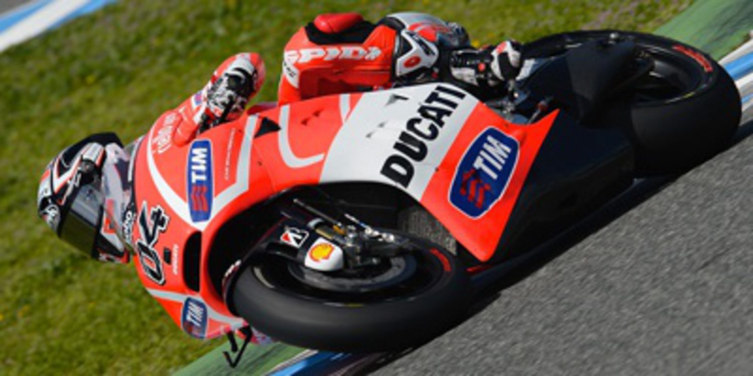 La lluvia jerezana oculta la posible progresión de Ducati