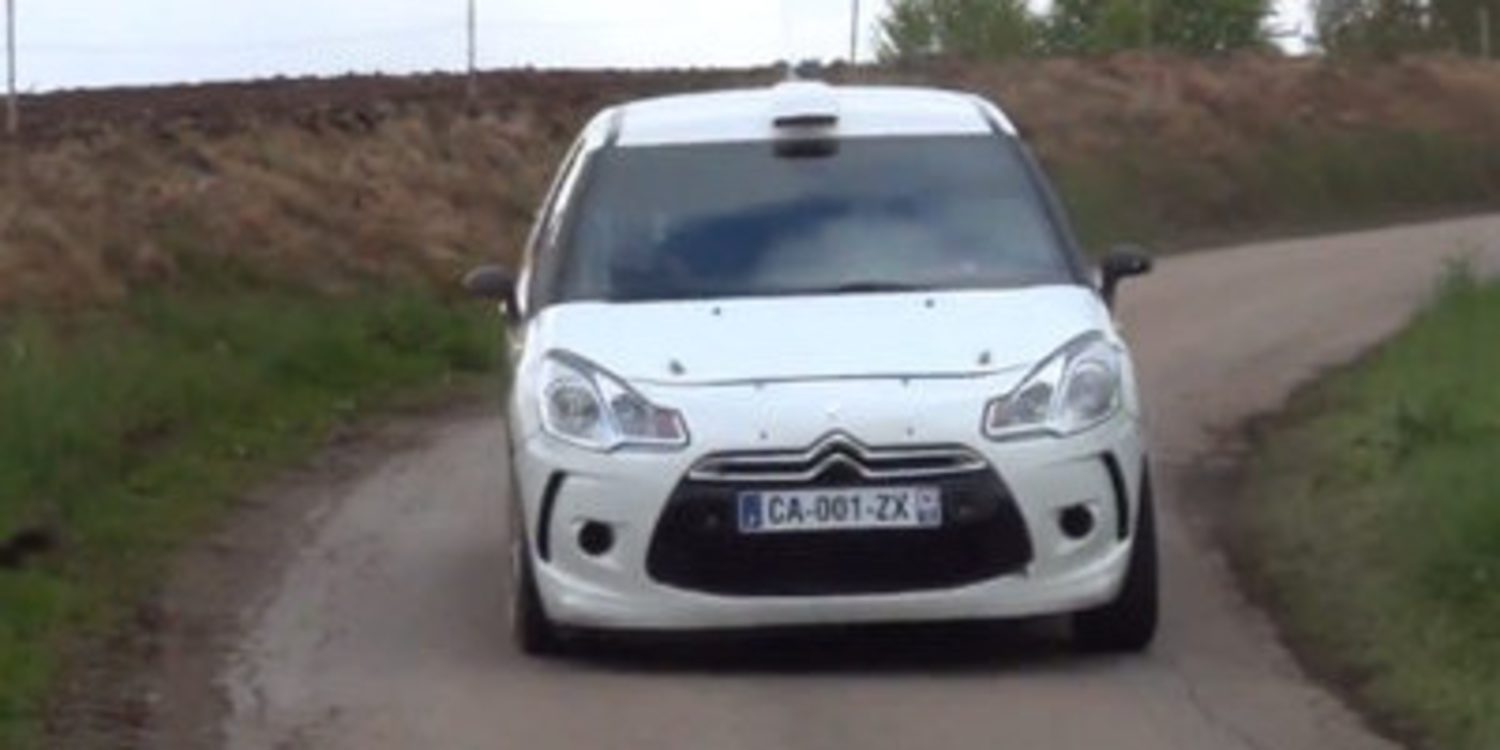 Ford Fiesta R5 en Finlandia, Citroën DS3 R5 de test en verano