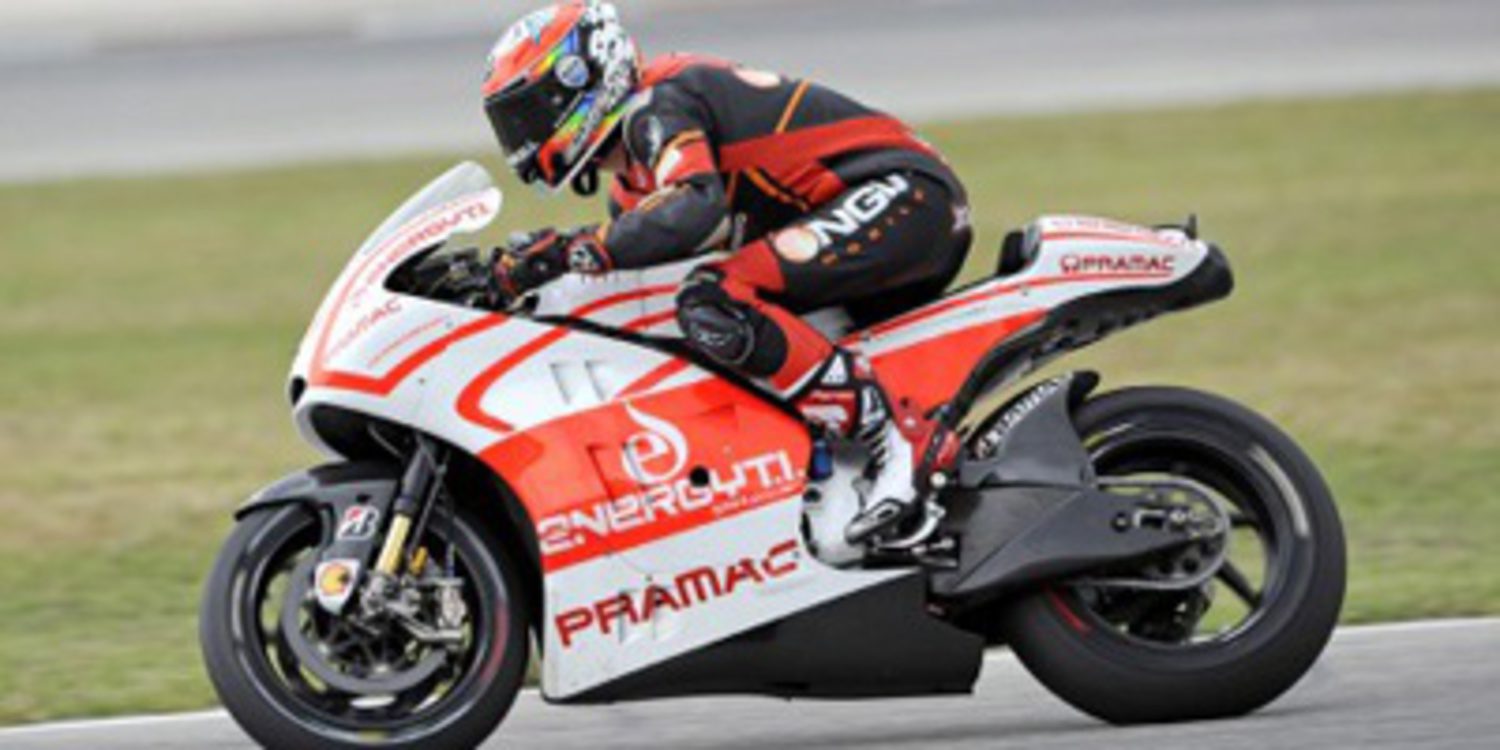 Test de Alex de Angelis con la Ducati GP13 en Misano