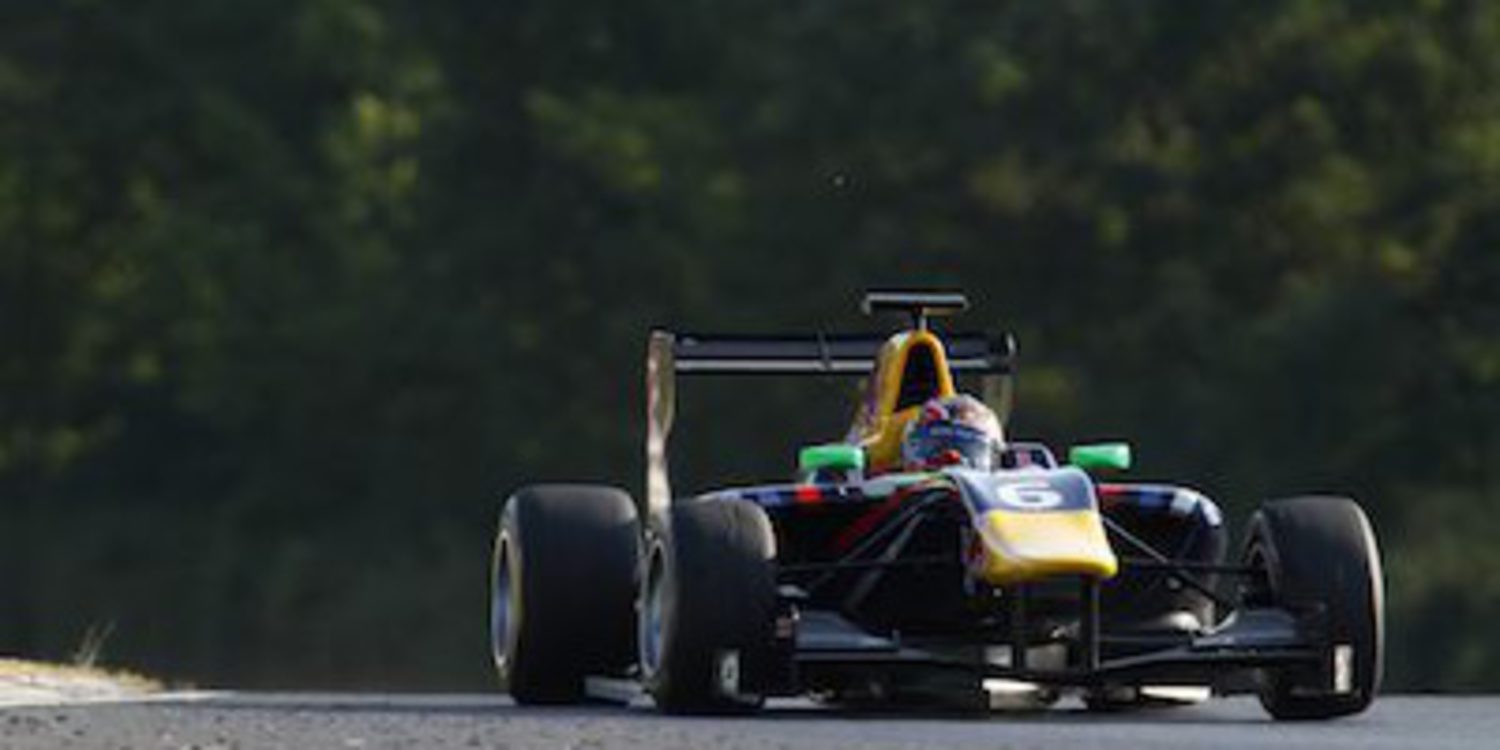 Daniil Kvyat marca el ritmo en los libres de GP3 en Hungría