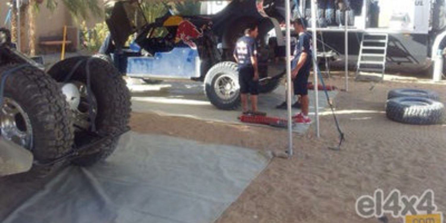 El buggy de Carlos Sainz de test para el Dakar 2014