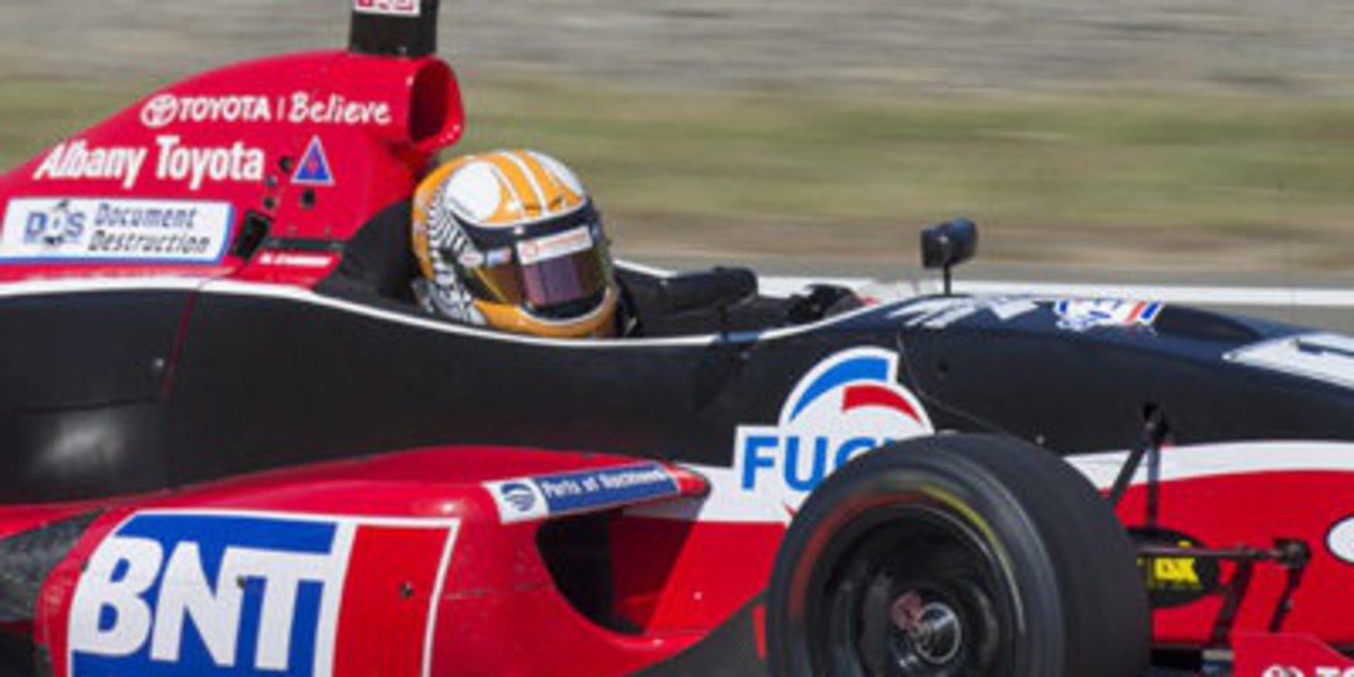 Nick Cassidy por Daniil Kvyat en F3 para Hockenheim