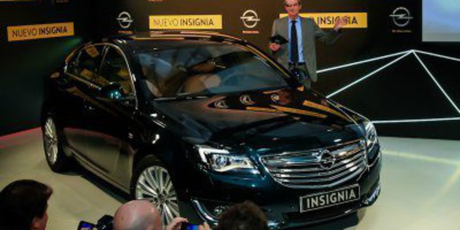 Opel presenta el Insignia con las gafas de Google