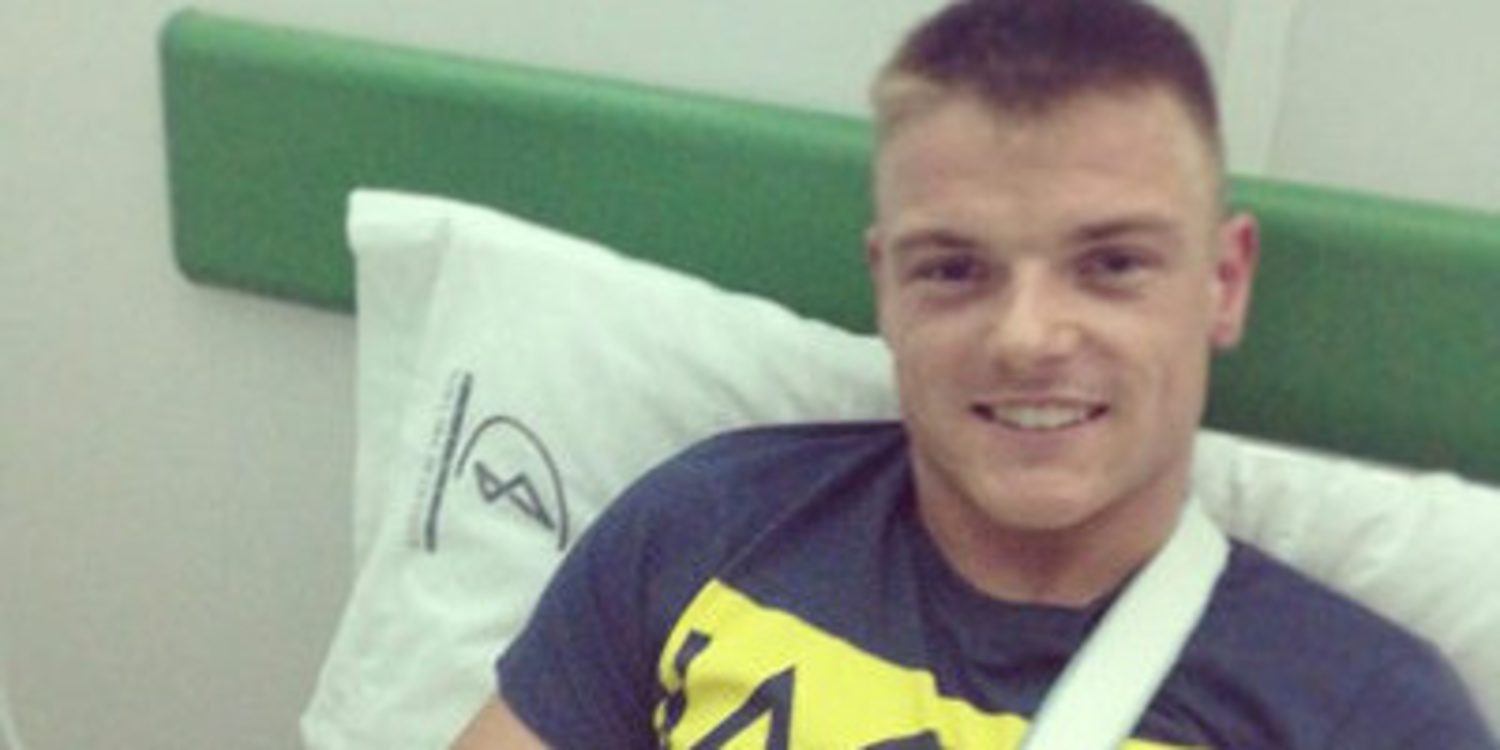 Sam Lowes se fractura la clavícula en Almería