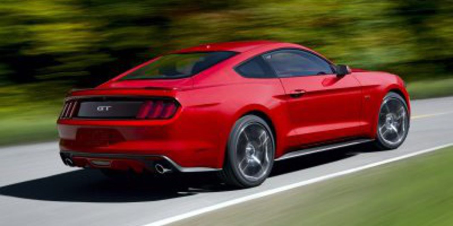 Ford Mustang 2015, especificaciones e imágenes