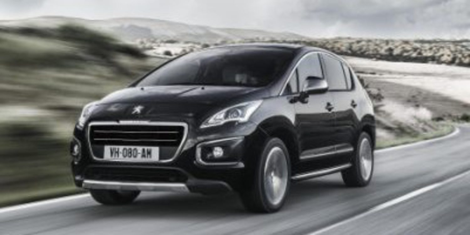 Nuevos Peugeot 3008 y 5008 ya disponibles en España