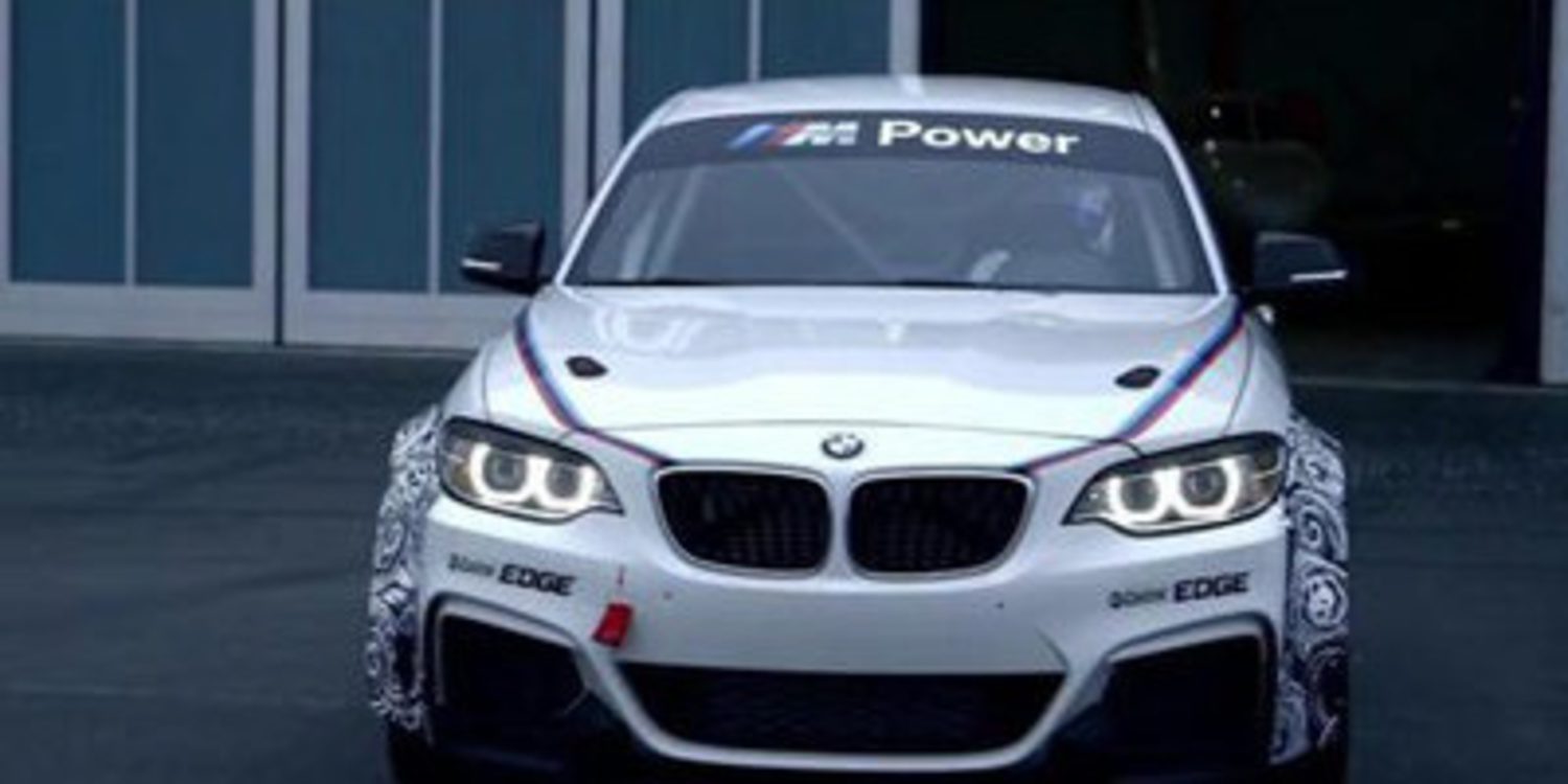 BMW pone a fondo al M235i Racing