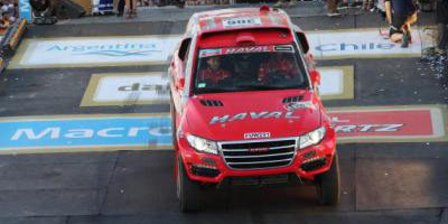 Dakar 2014, etapa 1: Carlos Sousa sorprende en coches