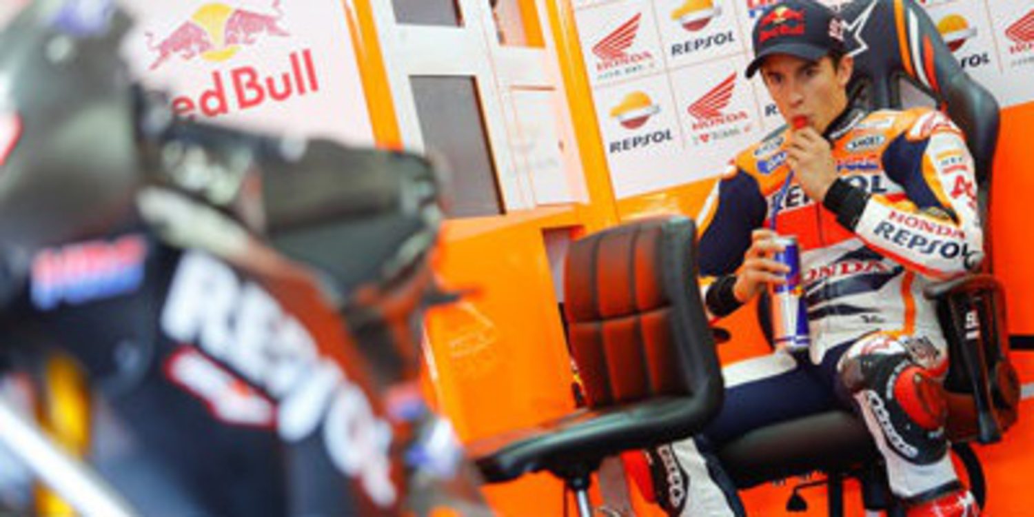 Marc Márquez al frente en la primera jornada de test en Sepang