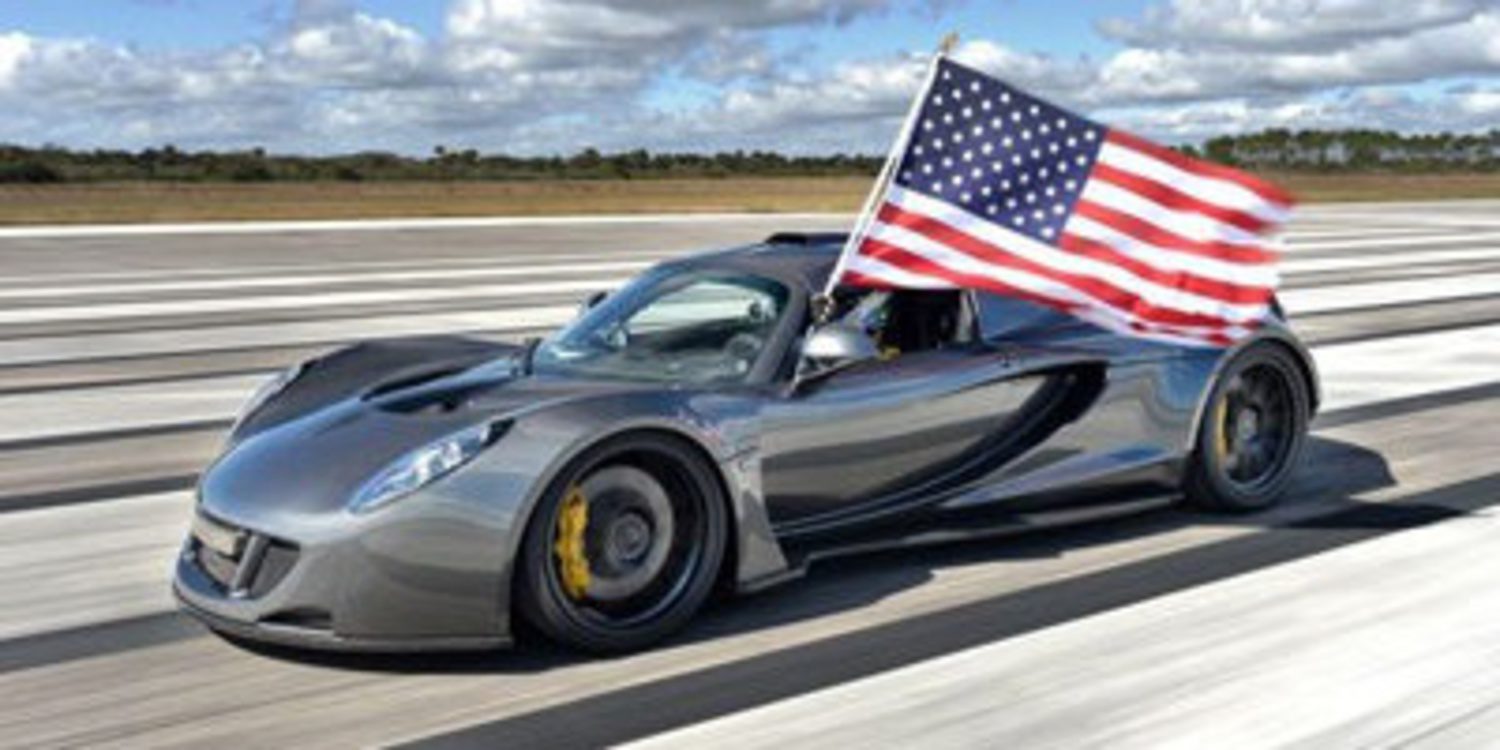 El Hennessey Venom GT consigue rodar a 435,3 km/h