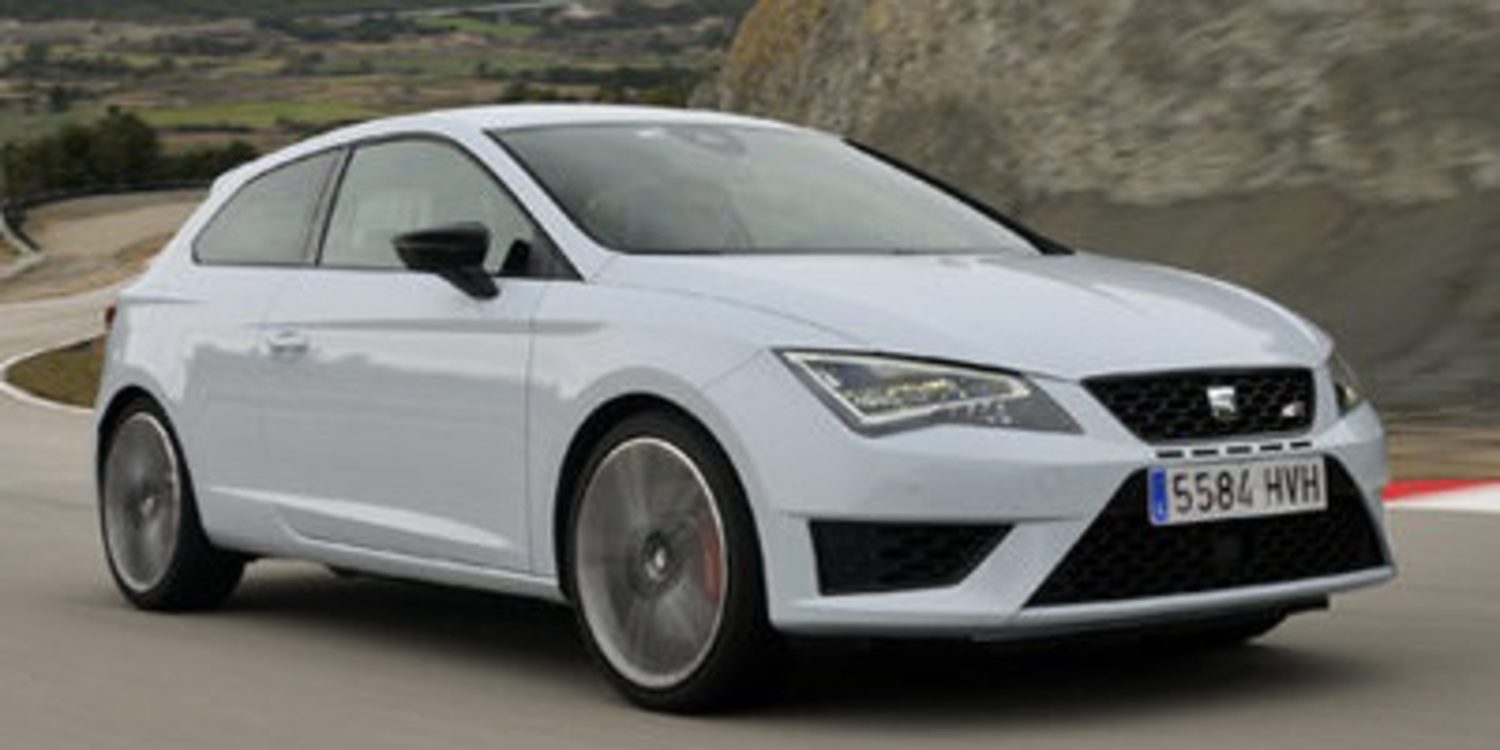 El nuevo Seat León Cupra vuela en Nürburgring