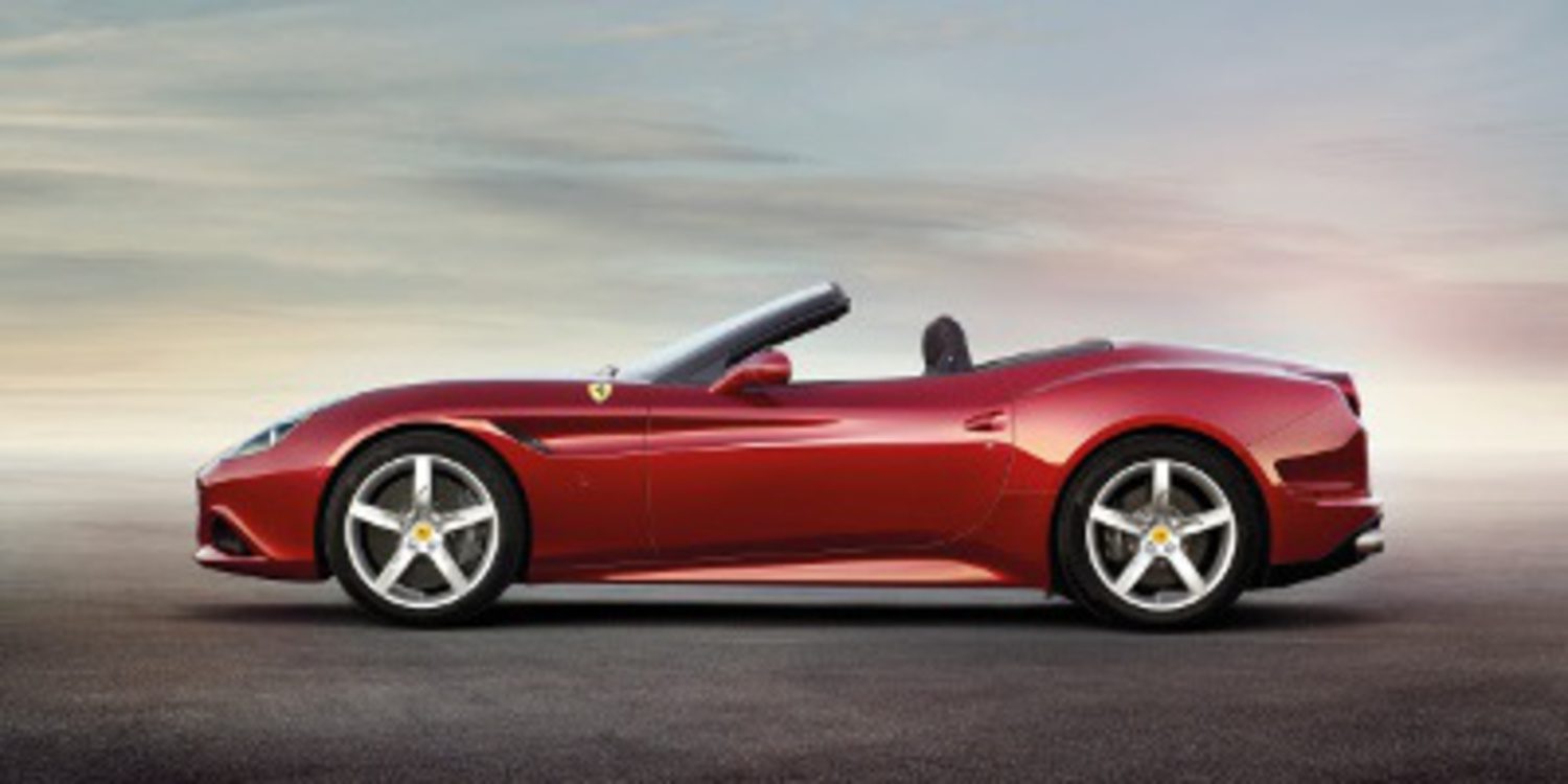 Ferrari presenta el renovado California T en Ginebra