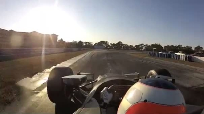 Rubens Barrichello prueba un IndyCar en Sebring
